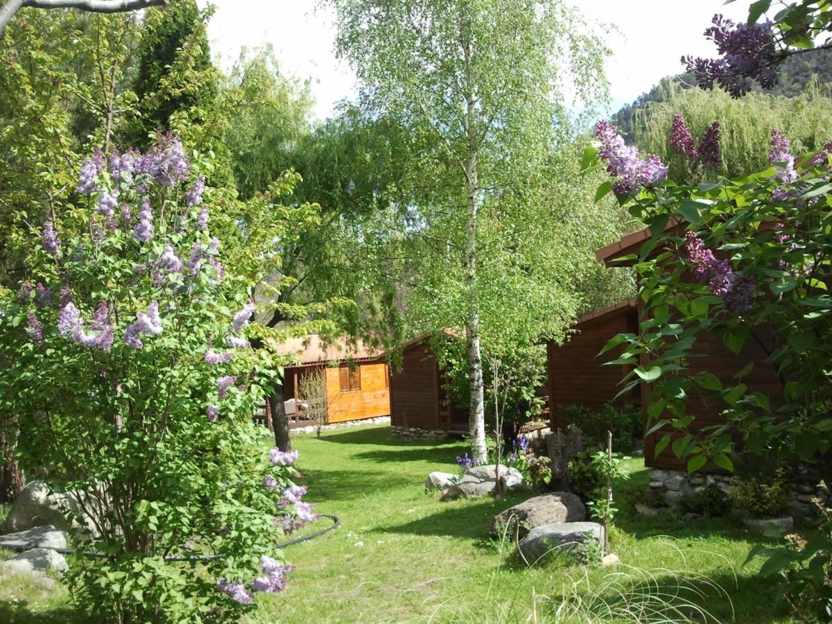 Les Chalets Quazemi A Casteil Exterior photo